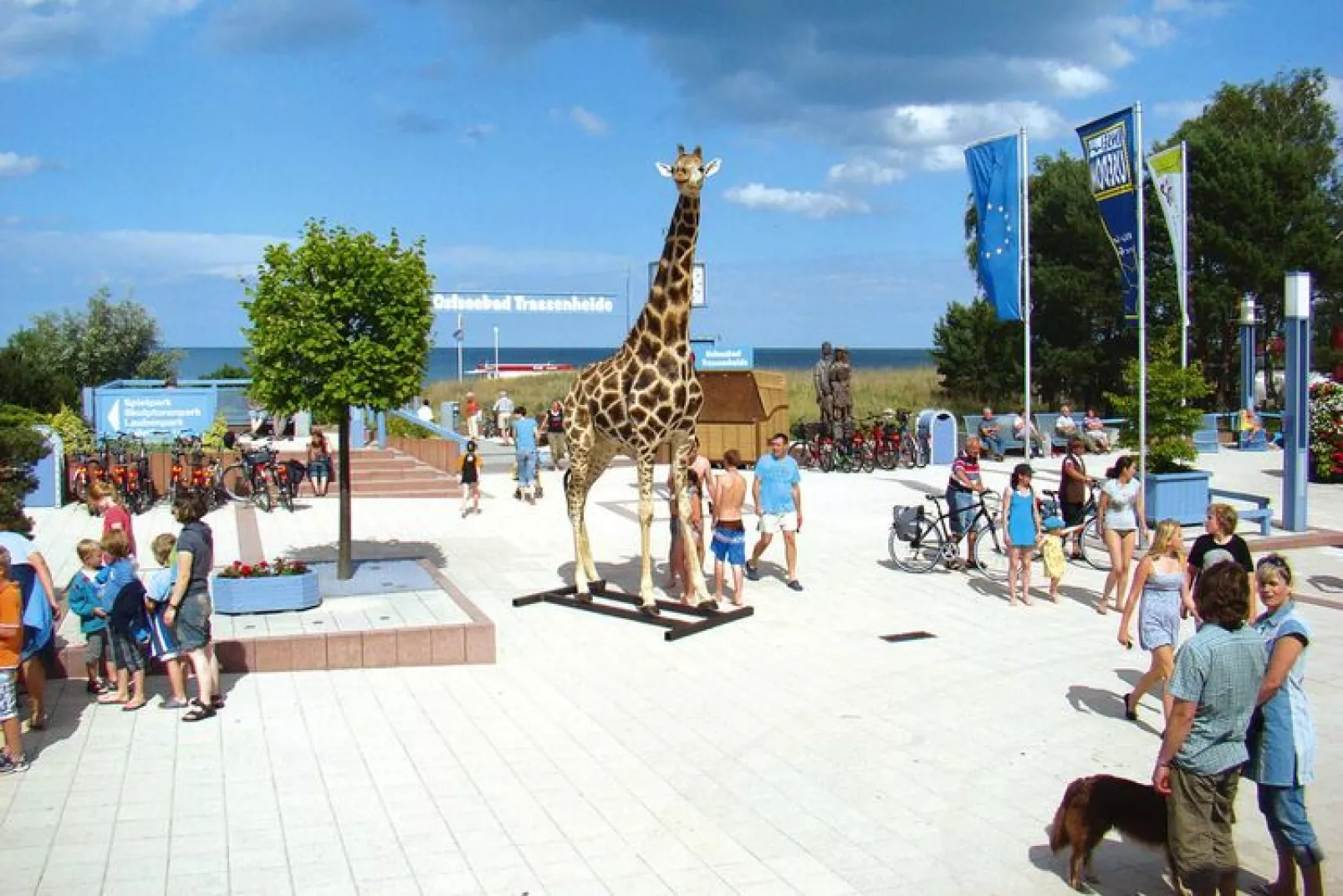 DHH Strandhaus II rechts 2 Personen-Buitenkant zomer