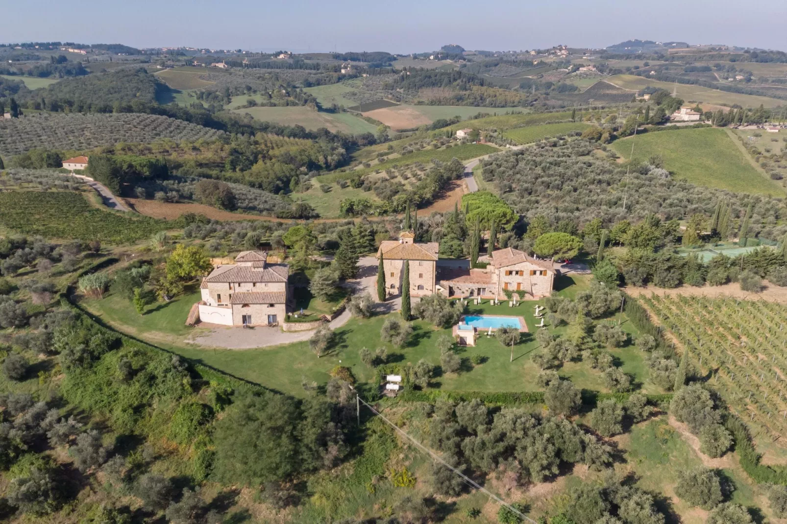 Il Querceto Prima-Buitenkant zomer