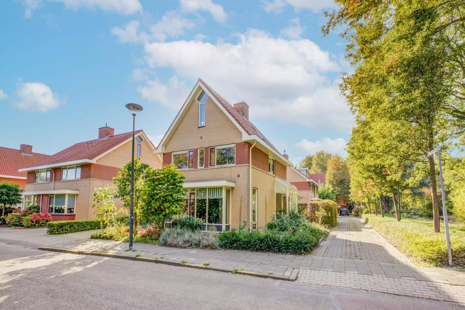 Vakantiewoning Blauw-Buitenkant zomer