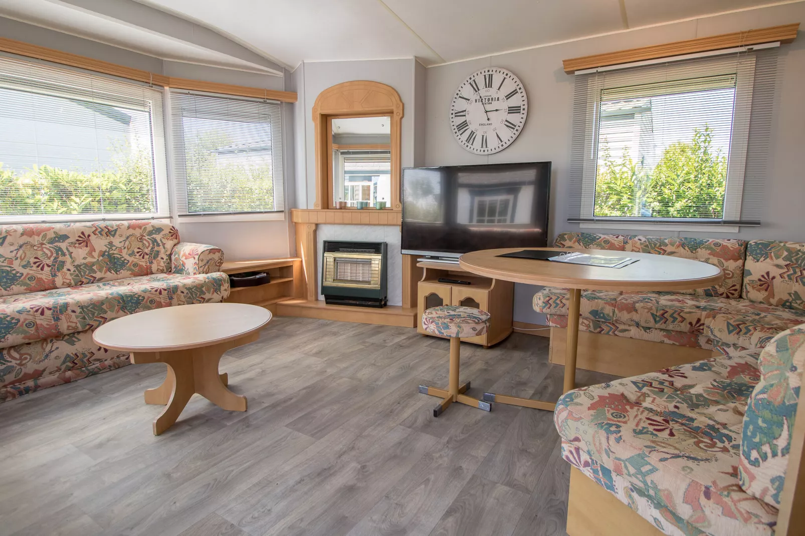 Julianahoeve - Chalet aan Zee-Woonkamer
