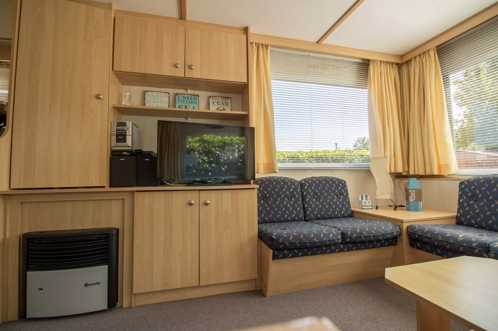 Julianahoeve - Chalet aan zee en duinen-Woonkamer