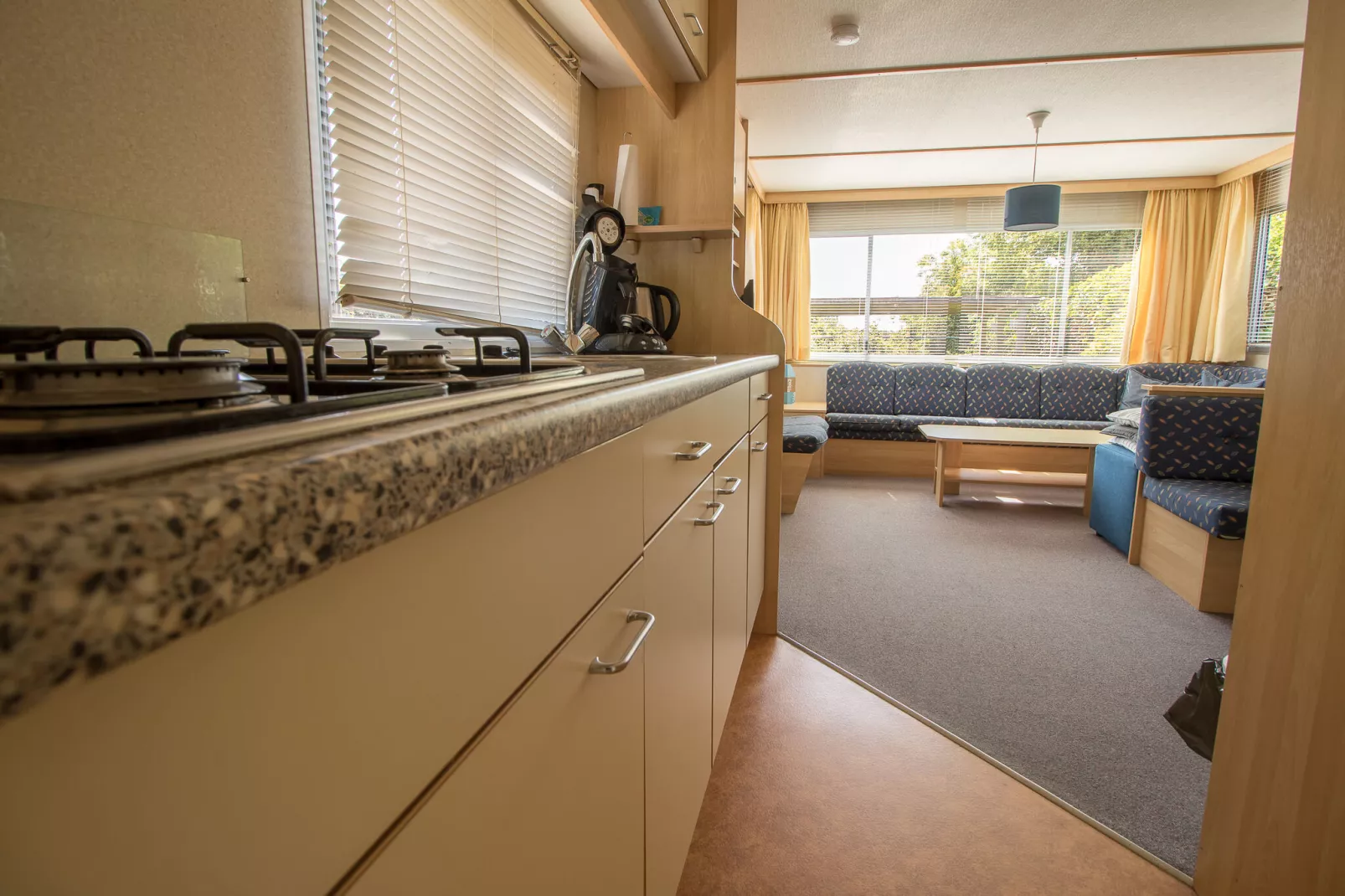 Julianahoeve - Chalet aan zee en duinen-Keuken