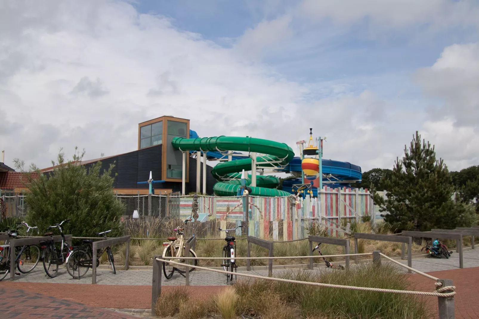 Julianahoeve - Chalet aan zee en duinen-Parkfaciliteiten