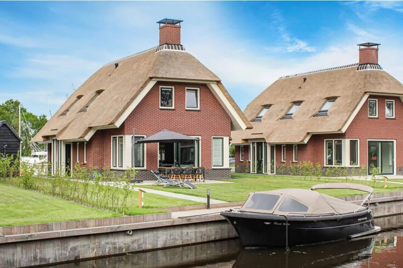 Recreatiepark Idskenhuizen 1-Buitenkant zomer