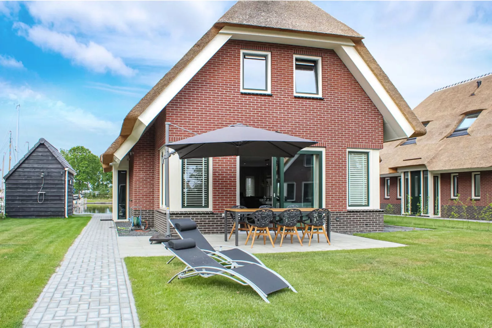 Recreatiepark Idskenhuizen 1-Buitenkant zomer