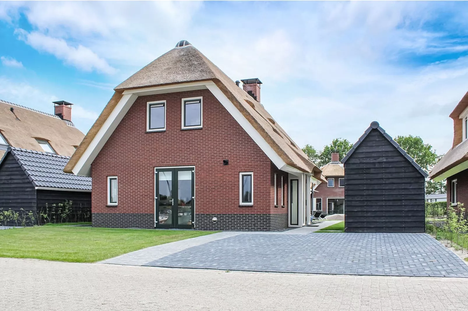 Recreatiepark Idskenhuizen 1-Buitenkant zomer