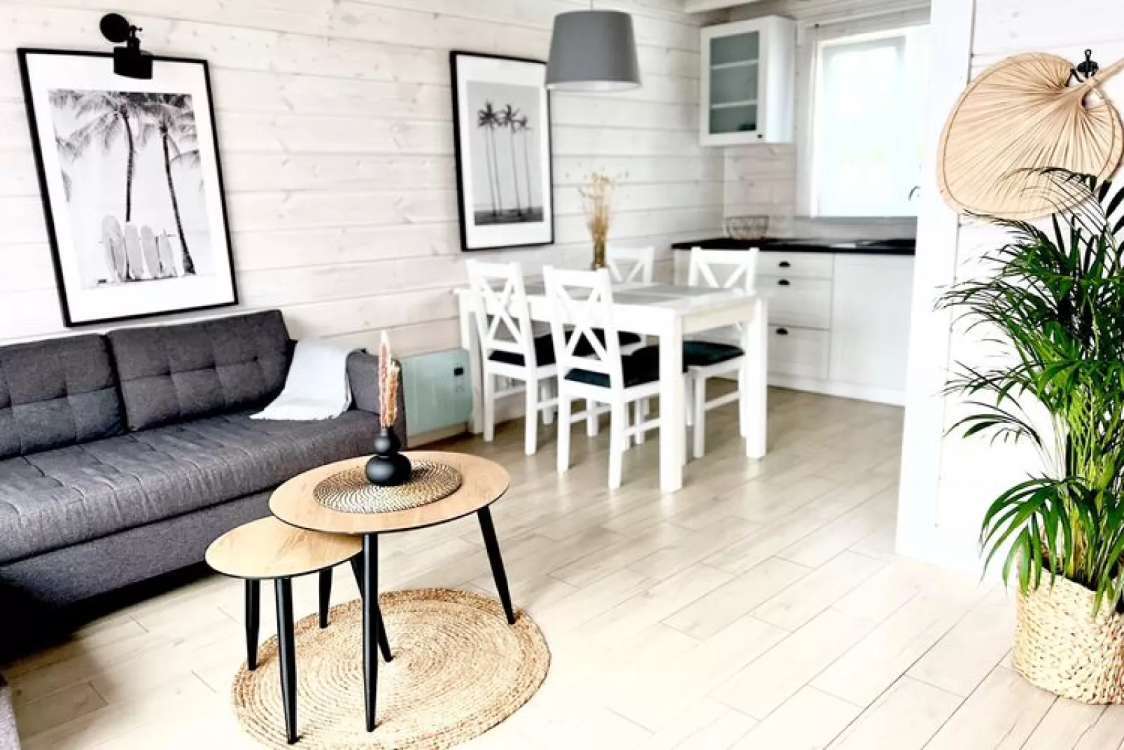 Holiday complex, Mielno-TYP B (max 6 Erw. + 2 Kind.) = TYP A (Kontipool)-Woonkamer