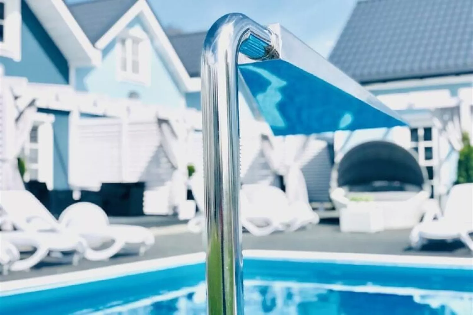 Holiday complex, Mielno-TYP B (max 6 Erw. + 2 Kind.) = TYP A (Kontipool)-Zwembad
