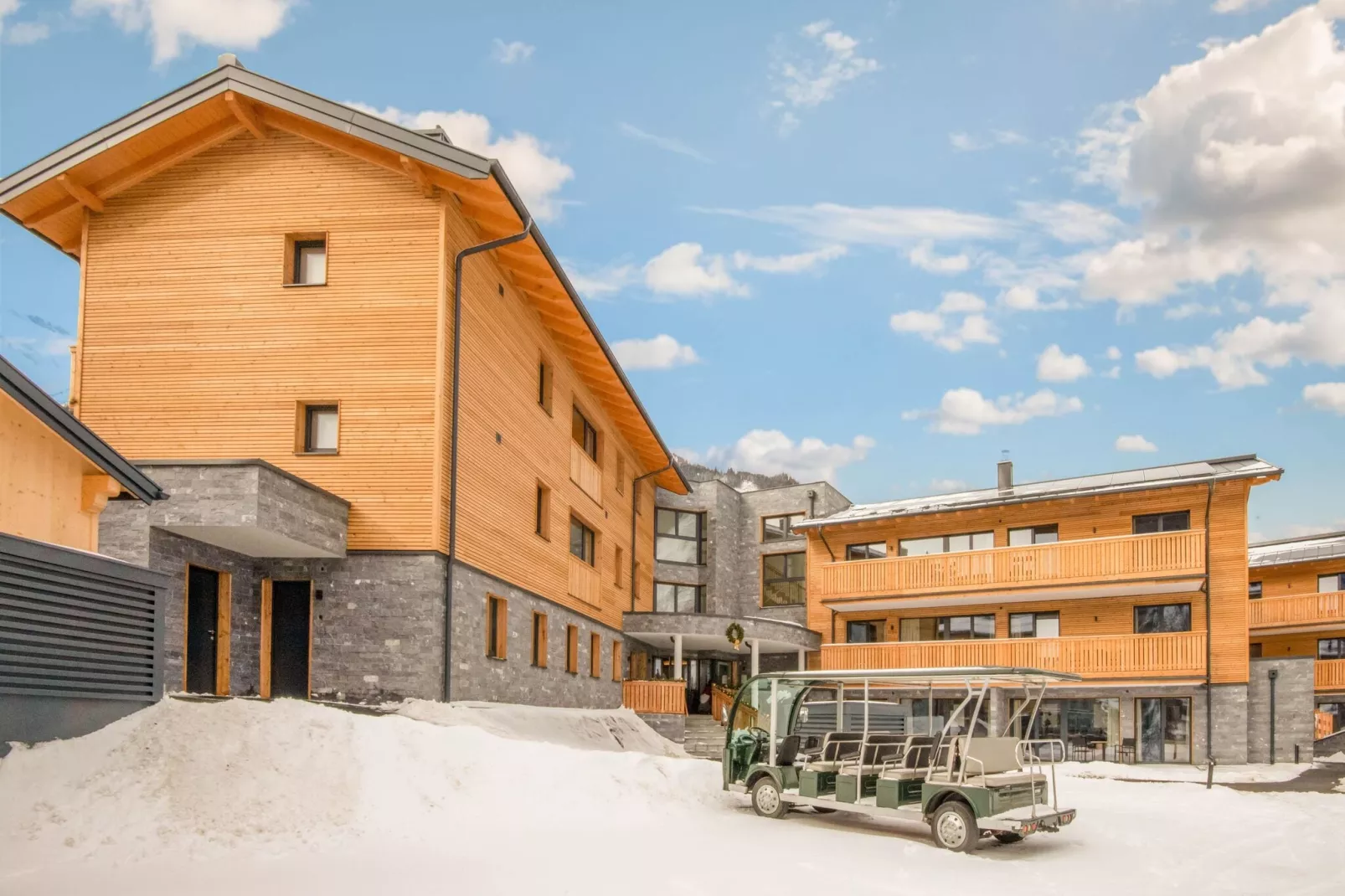 Golden Lodges Type 75-Exterieur winter