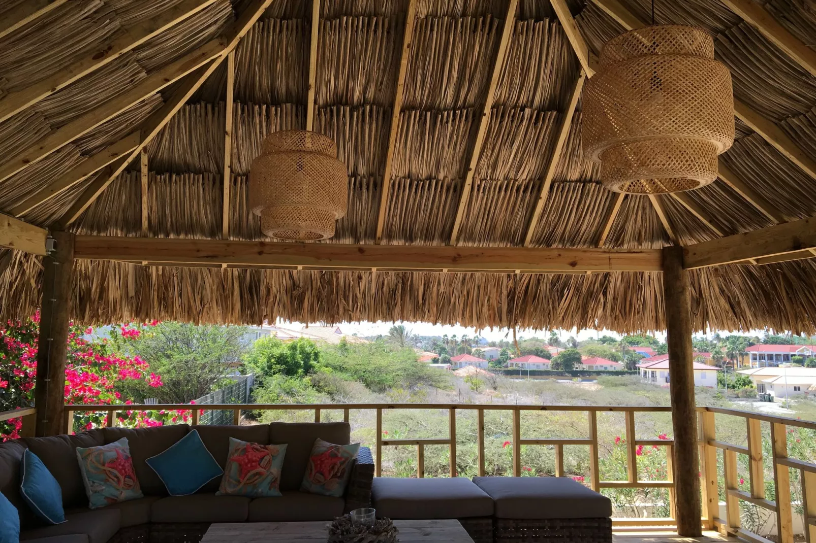 Villa Sonrisa Vista Royal-Uitzicht zomer