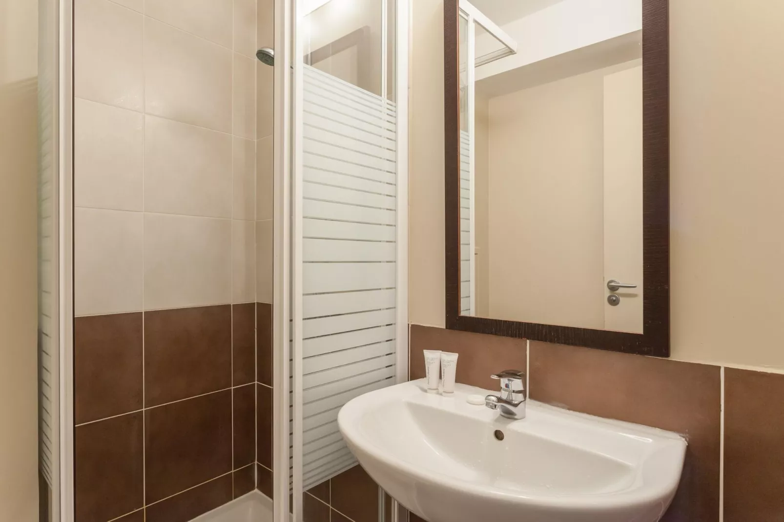 Residence Le Clos d'Eguisheim Eguisheim  27 Standard - Apt 6 p - 1 bedroom - 1 sleeping alcove-Badkamer