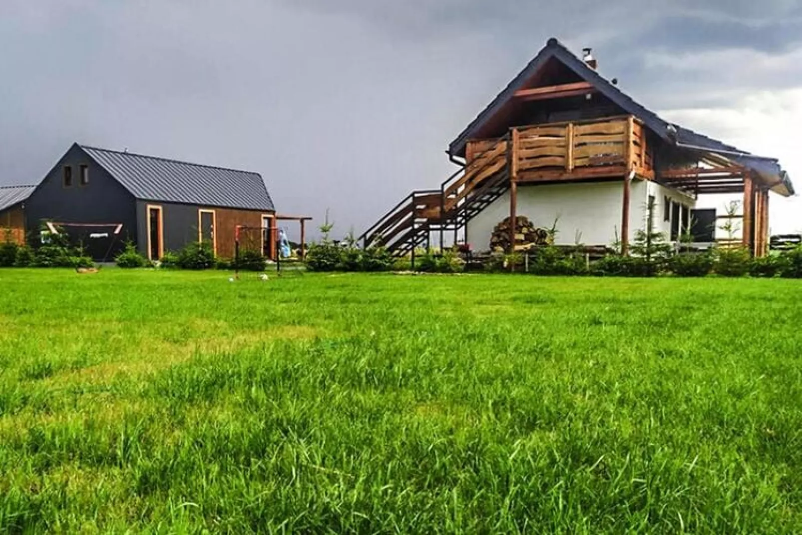 Apartament wakacyjny Jezierzany-Buitenkant zomer