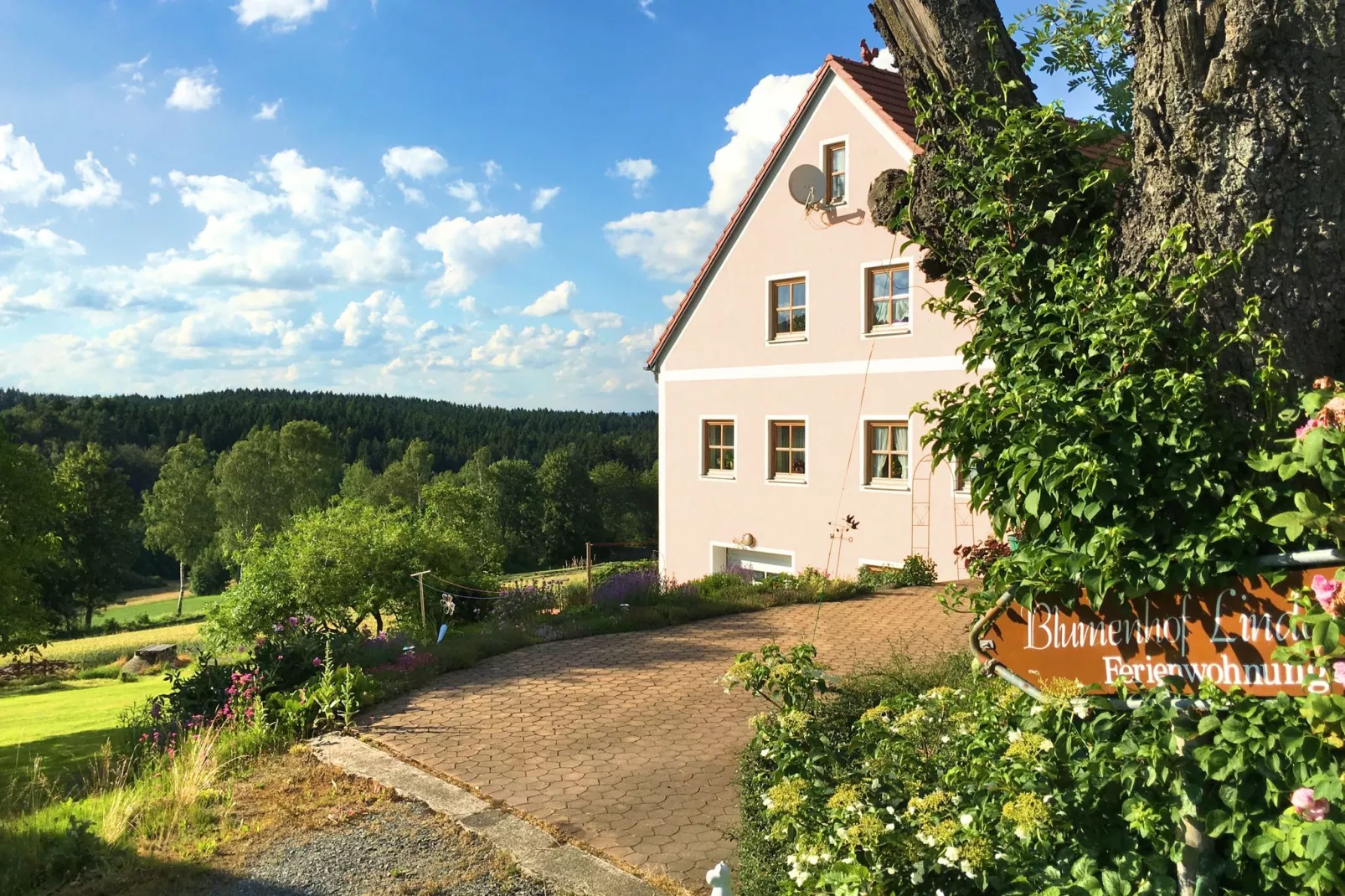 Bayern-Buitenkant zomer