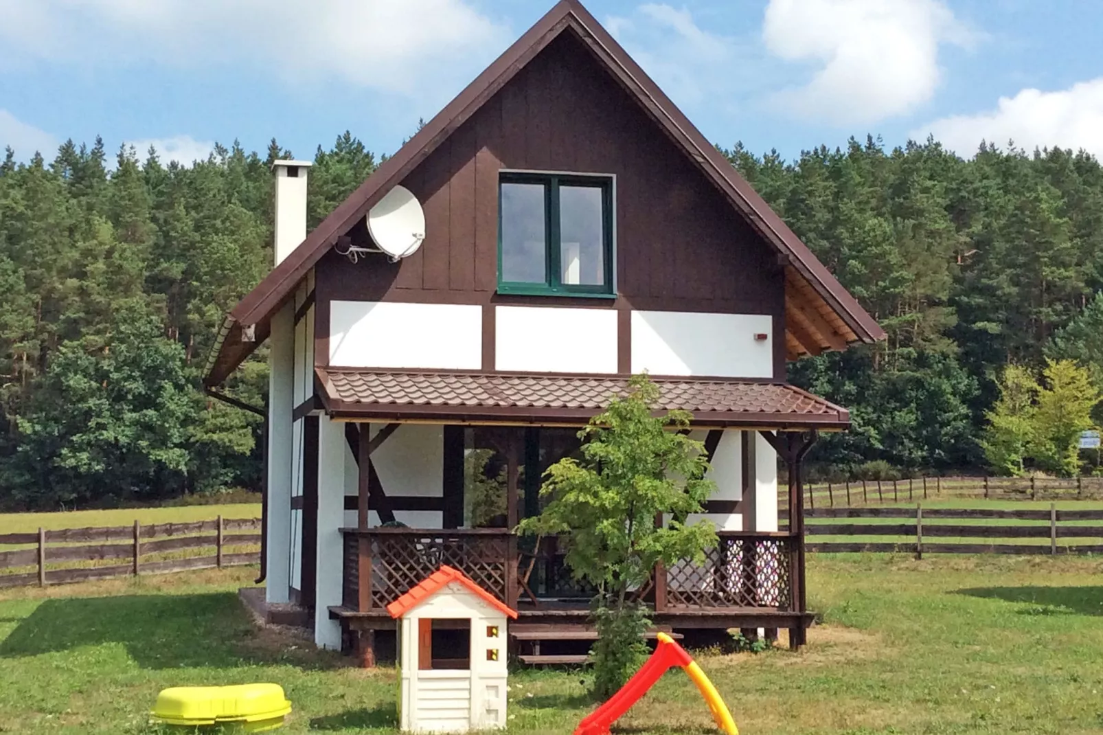 Holiday house by the lake