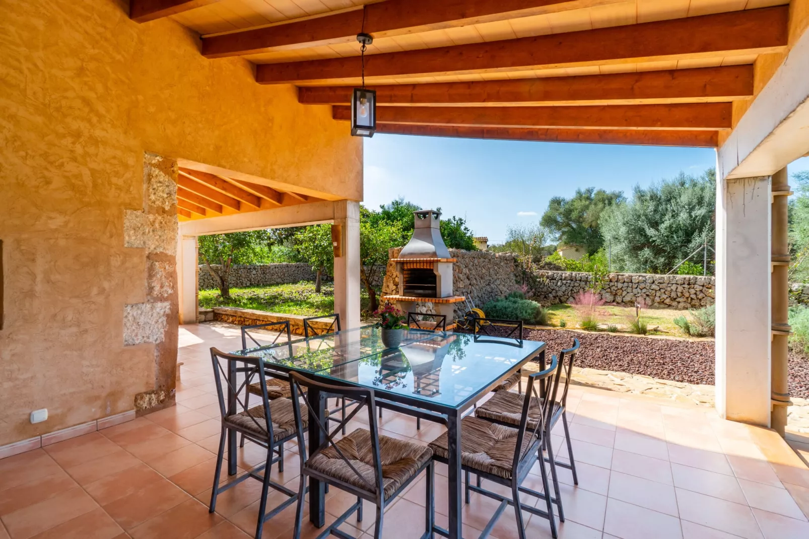 Finca Binitaref / 5-6 Personen-Terrasbalkon