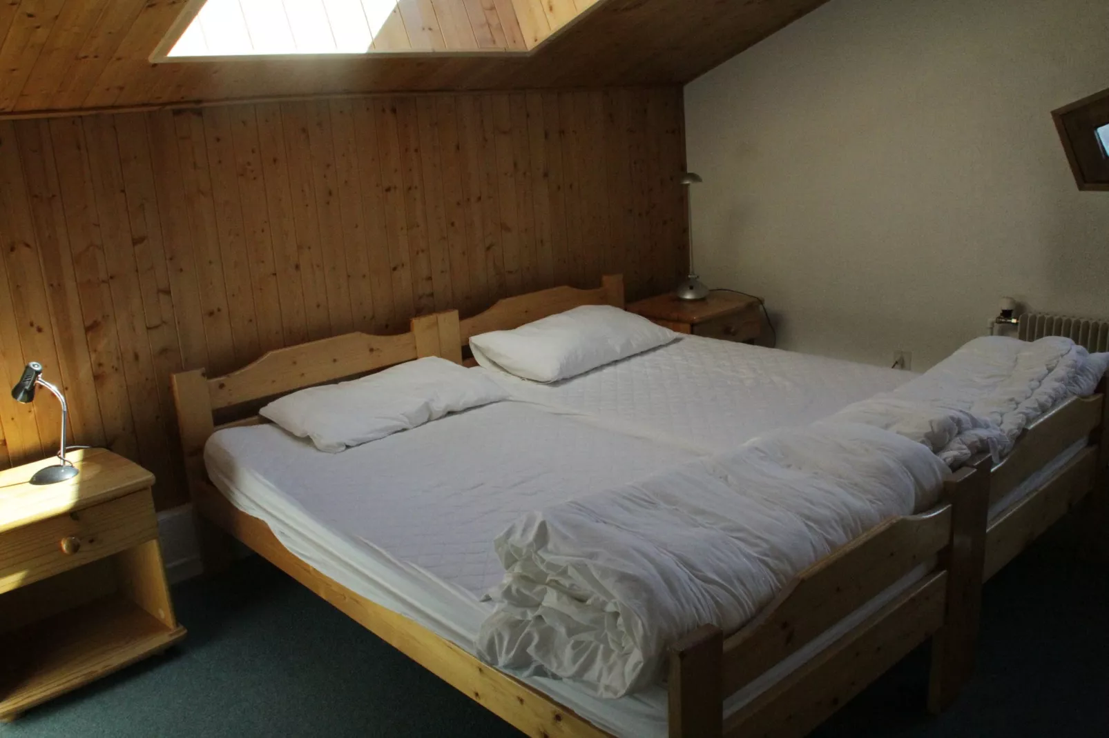 Gezellig appartement in de Franse Alpen met skiberging-Slaapkamer