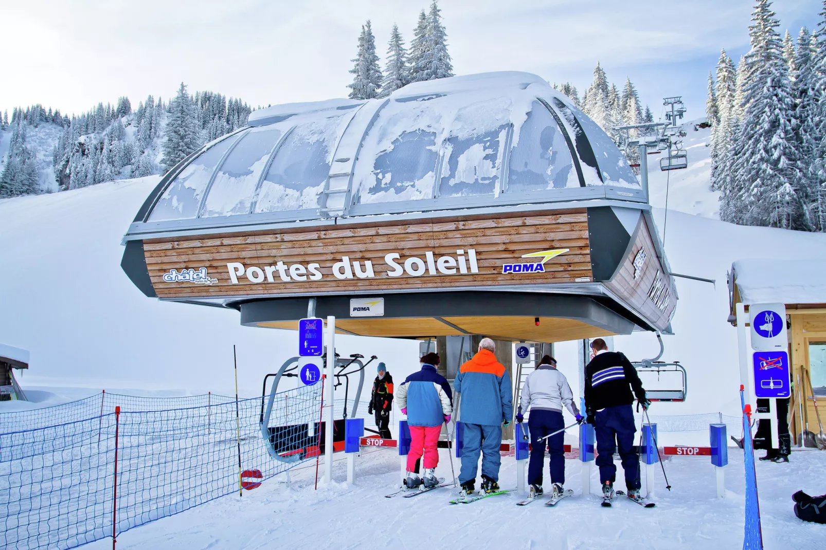 Moderne vakantiehuis in Châtel met balkon-Gebied winter 1km