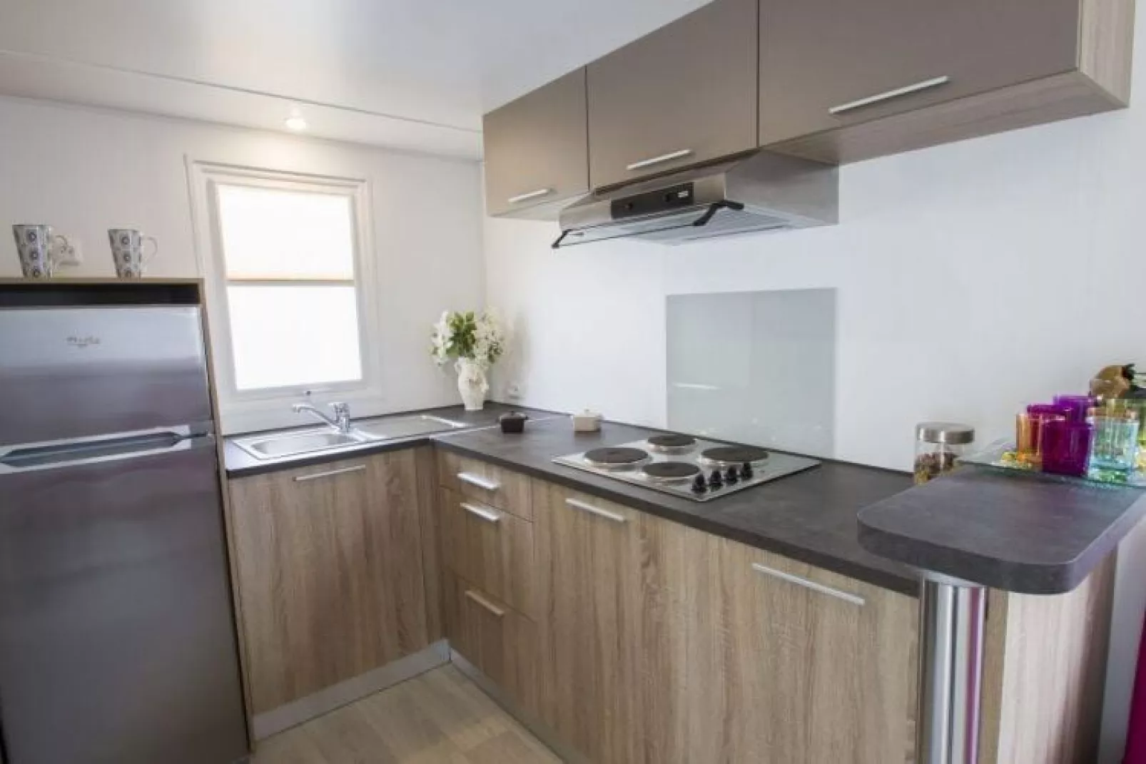 Caravanpark Mas des Lavandes Sérignan Mobilhome Classic-Keuken