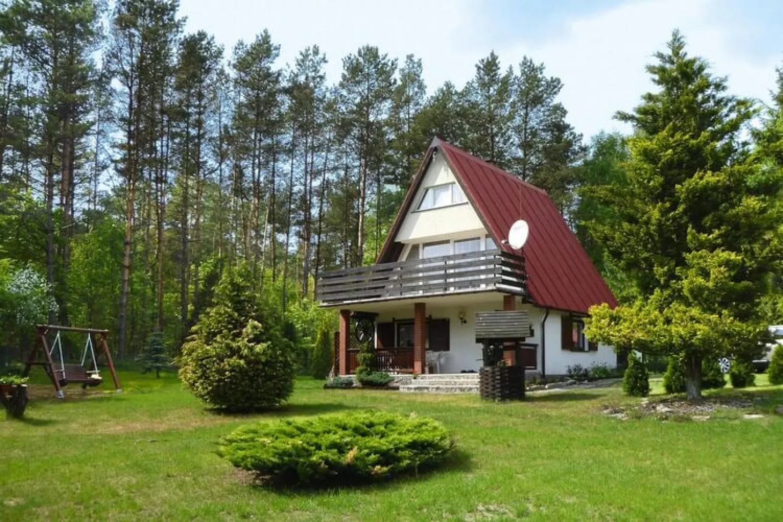 Holiday home in Bielawki-Buitenkant zomer