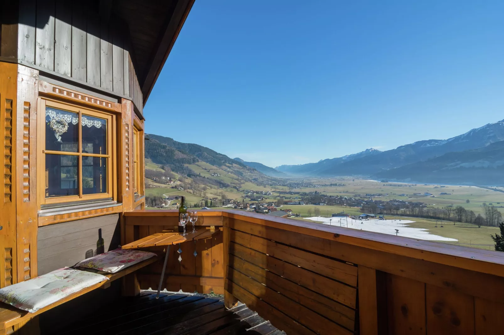 Chalet an der Piste-Terrasbalkon