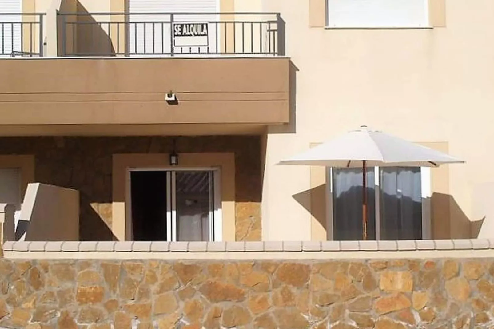 Apartamento Bajo Envía Golf-Buitenkant zomer