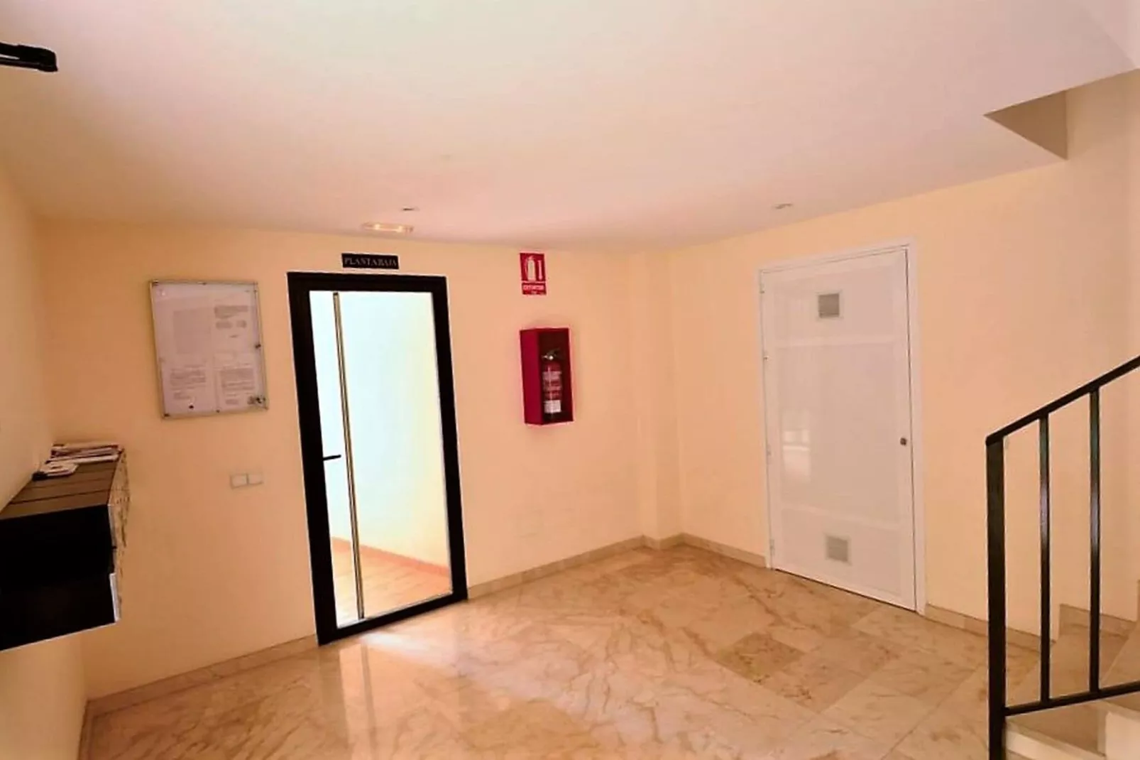 Apartamento Bajo Envía Golf-Hal-ontvangst