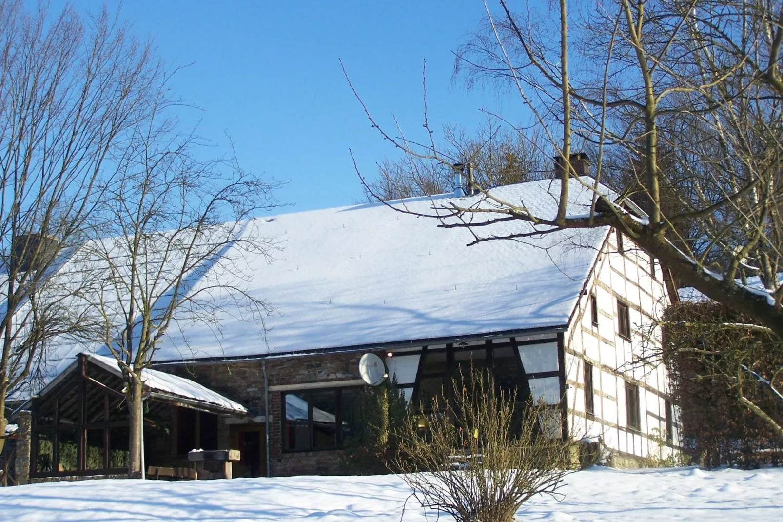 Au Pré Fleuri-Exterieur winter