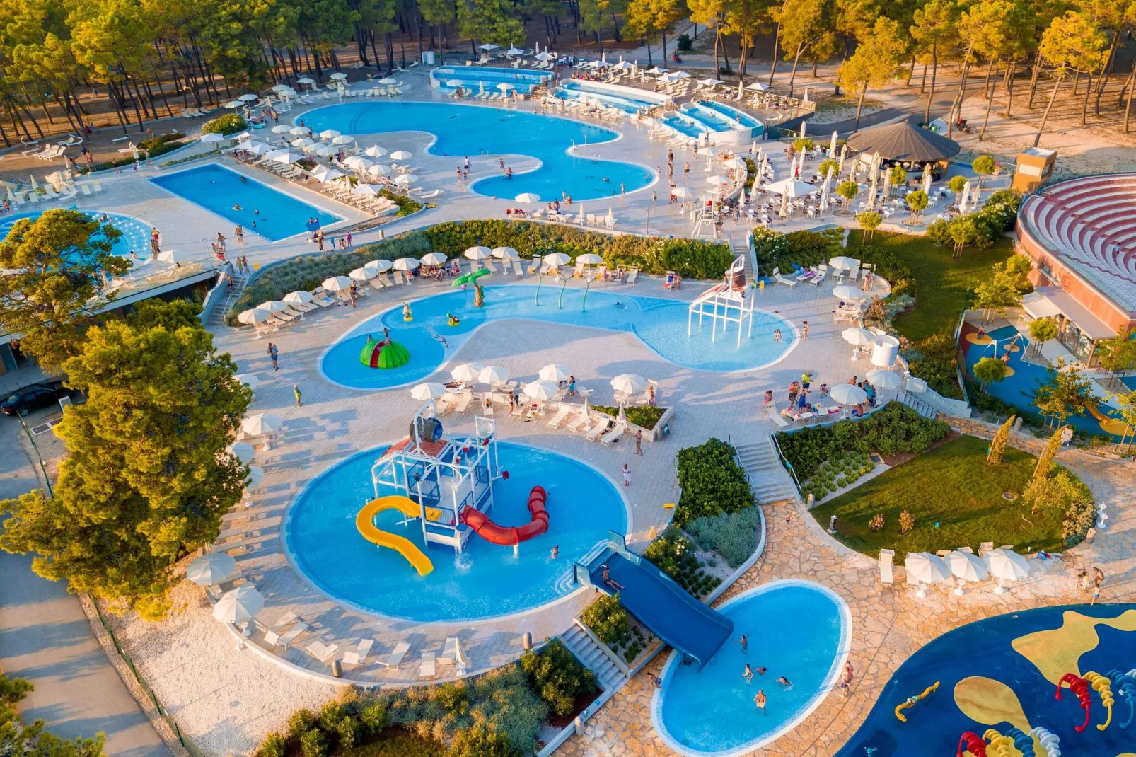 Zaton Holiday Resort - AP/5-6 Comfort 4 Stars 58 qm 6 Pers-Zwembad