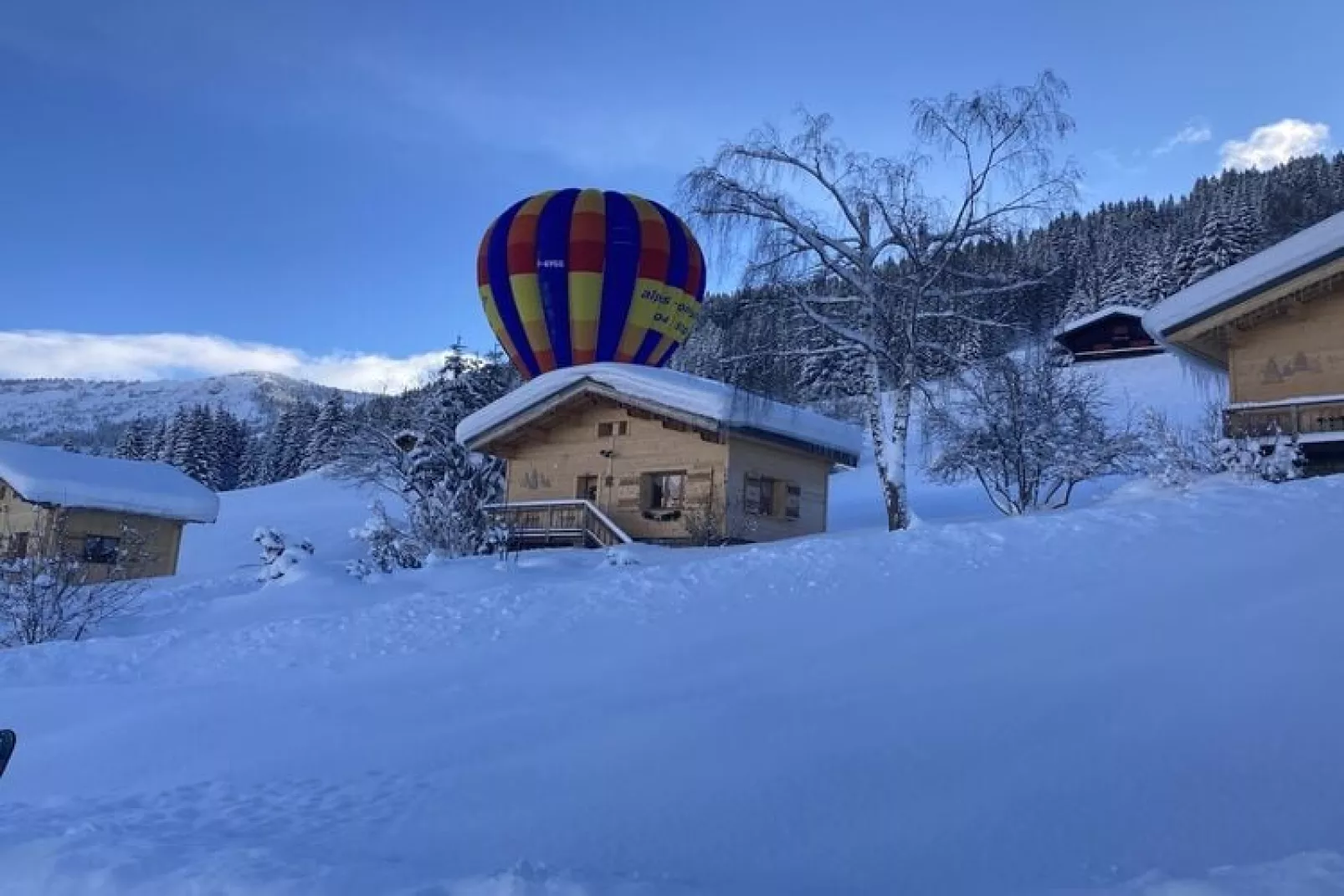 Notre Dame de Bellecombe-Exterieur winter