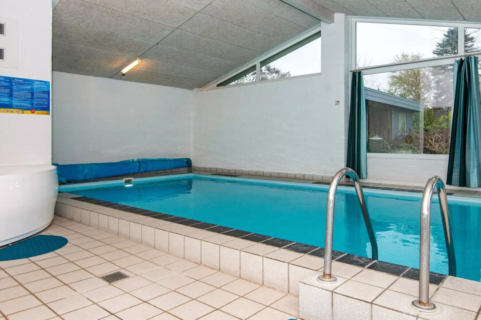 8 persoons vakantie huis in Knebel-Zwembad