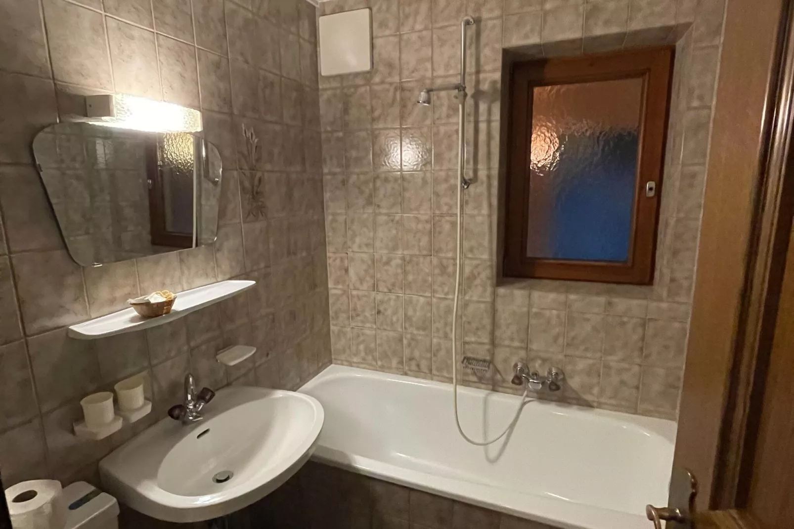 Lechner Alpenrose-Badkamer