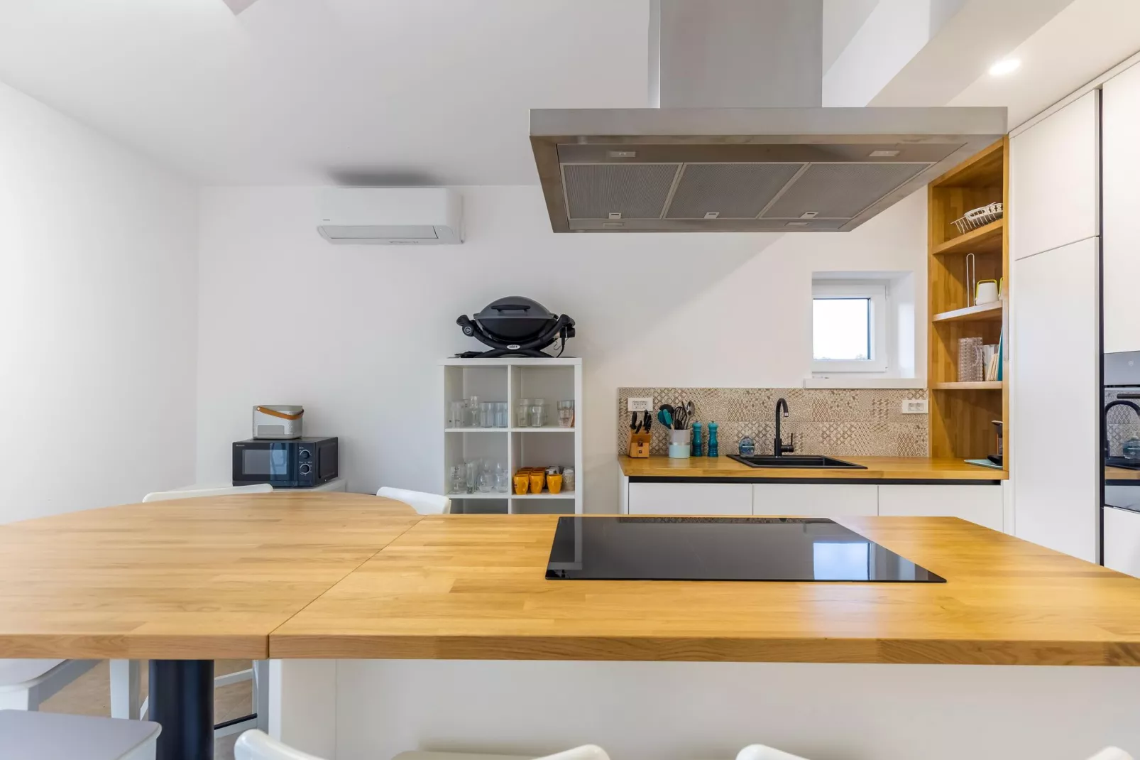Vakantiehuis in Bilice met zwembad - Keuken