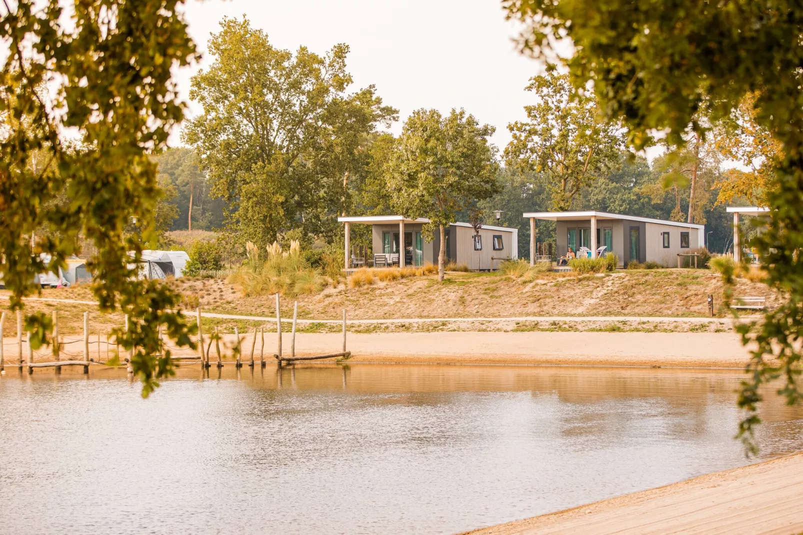 Vakantiepark Leukermeer 9-Buitenkant zomer