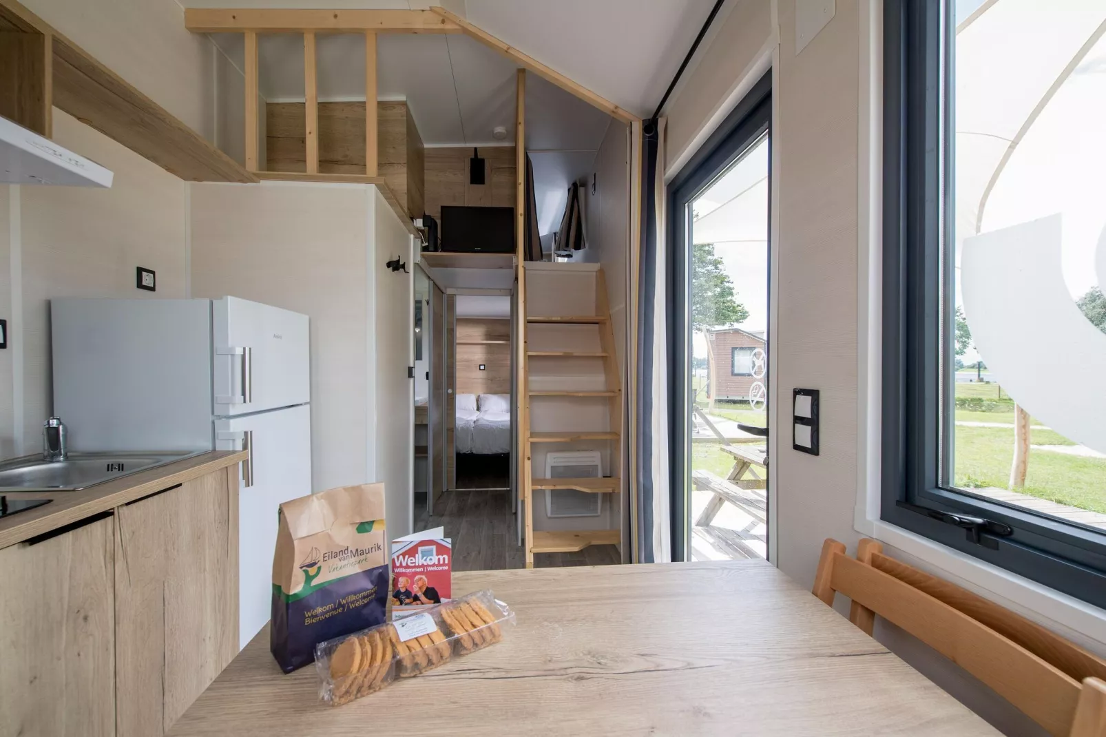 Vakantiepark Eiland van Maurik 9-Woonkamer