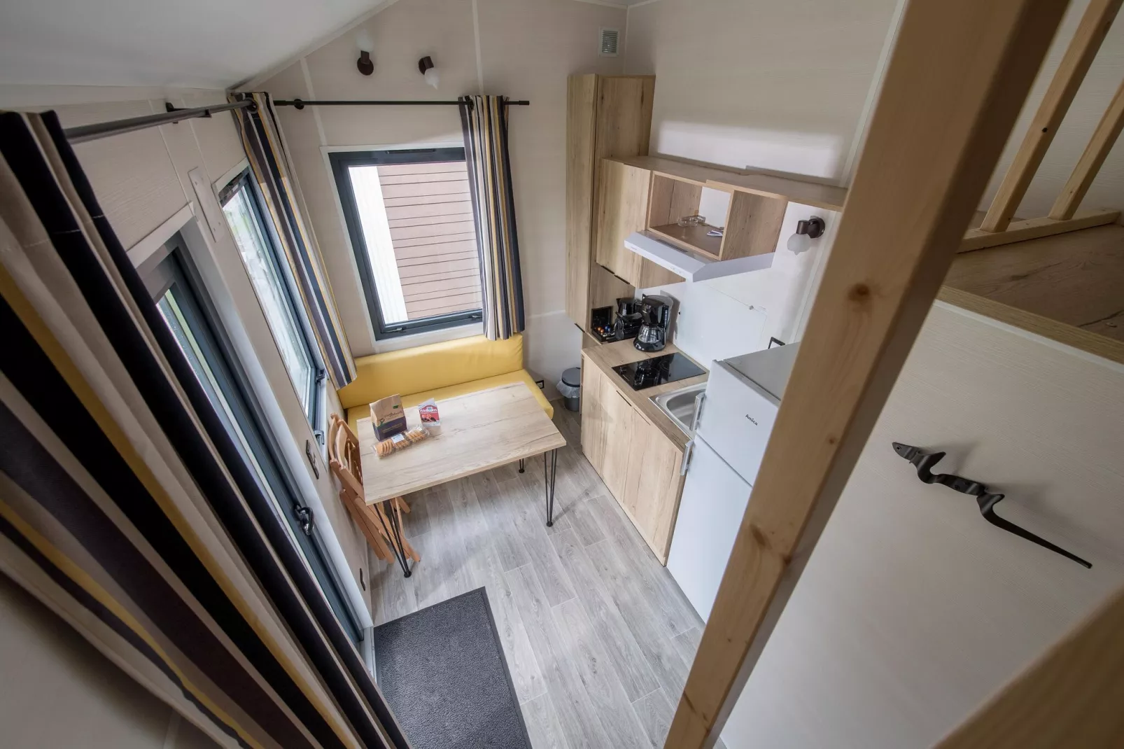 Vakantiepark Eiland van Maurik 9-Woonkamer