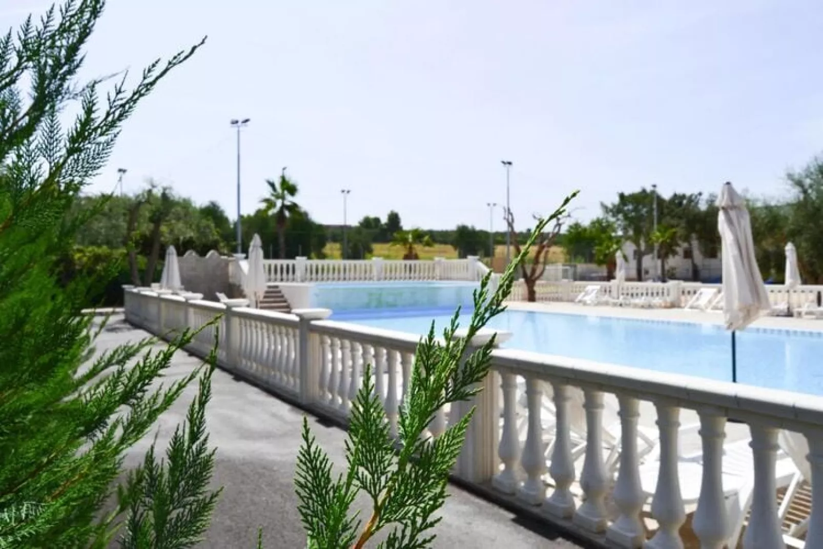 Holiday resort Villaggio Lido del Mare Rodi Garganico- Row bungalows Bilo 4-Zwembad