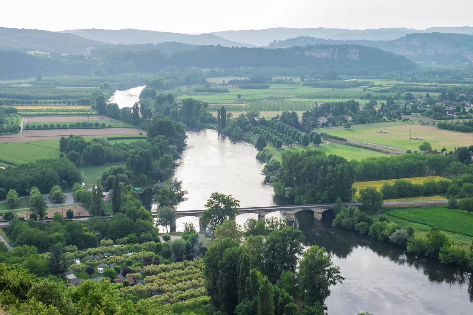 Maison de vacances Les Eyzies de Tayac-Gebieden zomer 5km