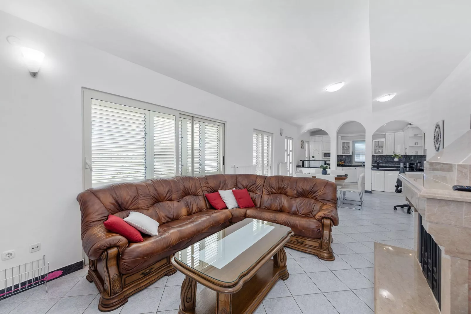 Villa Almas holiday house-Woonkamer