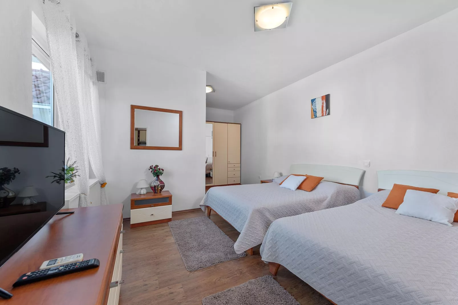 Villa Almas holiday house-Slaapkamer