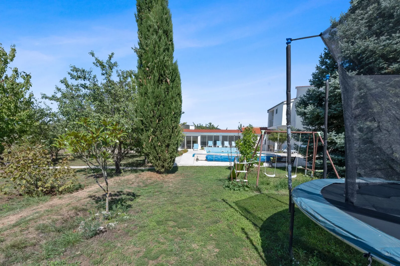Villa Almas holiday house-Tuinen zomer