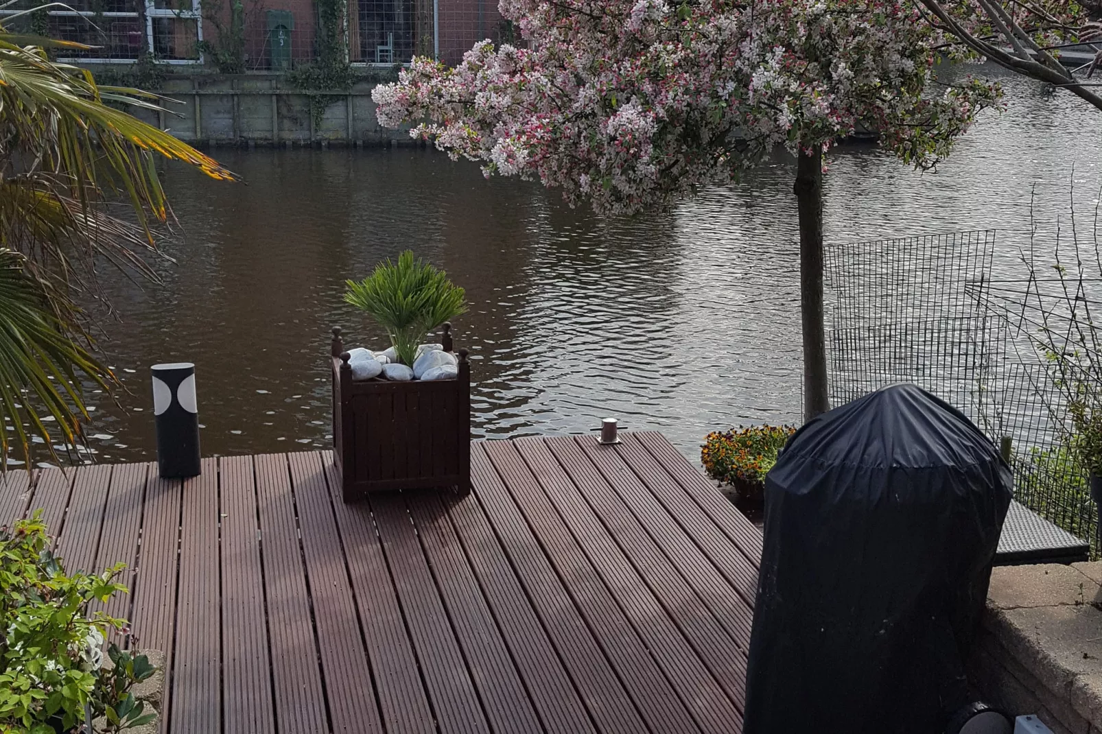 Alkmaar aan het water-Terrasbalkon