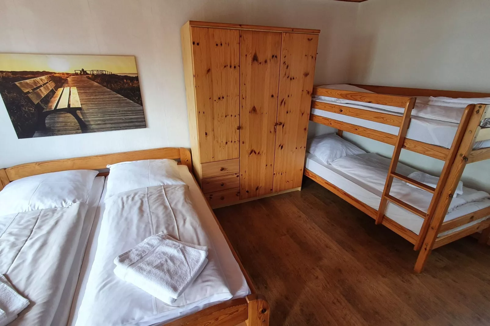 Feriendorf Warnabi am Groß Labenzer See / Bungalow 4 Personen-Slaapkamer