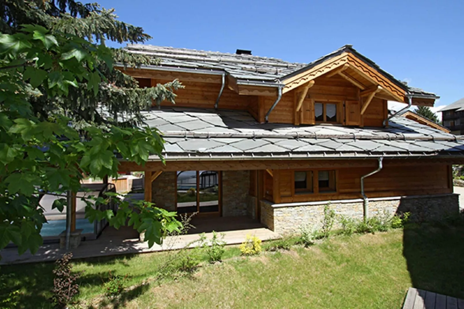 Chalet Le Renard Lodge-Tuinen zomer