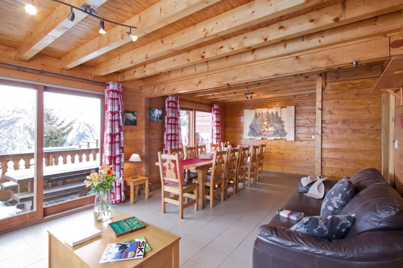 Chalet Soleil Levant-Eetkamer