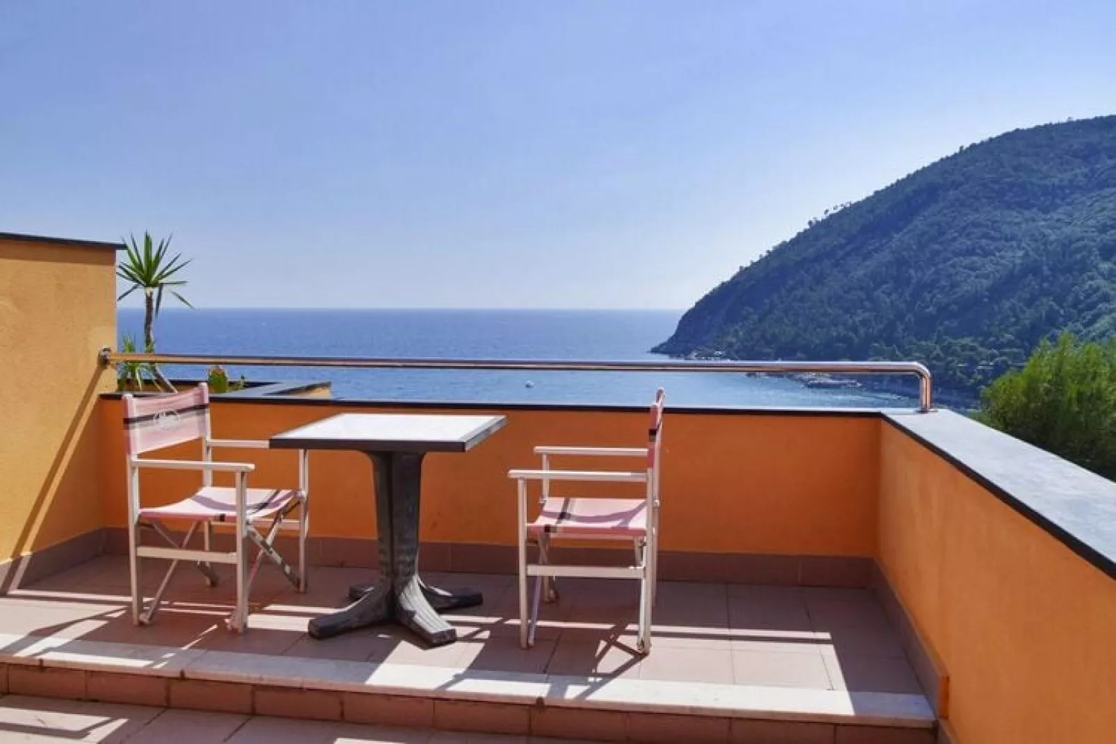 Residence RTA Mondial, Moneglia-Studio A3 balcony/seaview-Terras