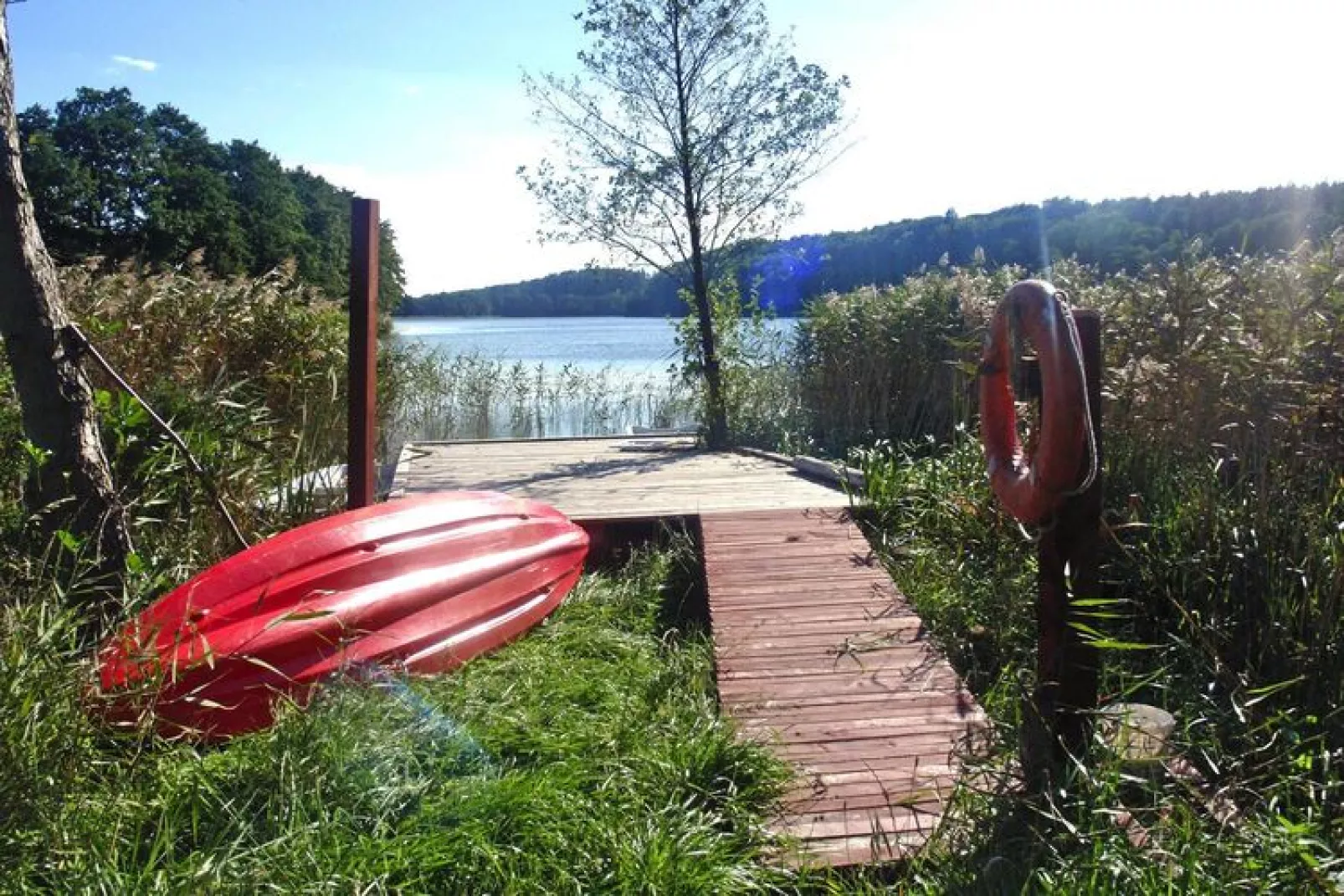 Holiday home at the lake Kolczewo WIE-Tuinen zomer