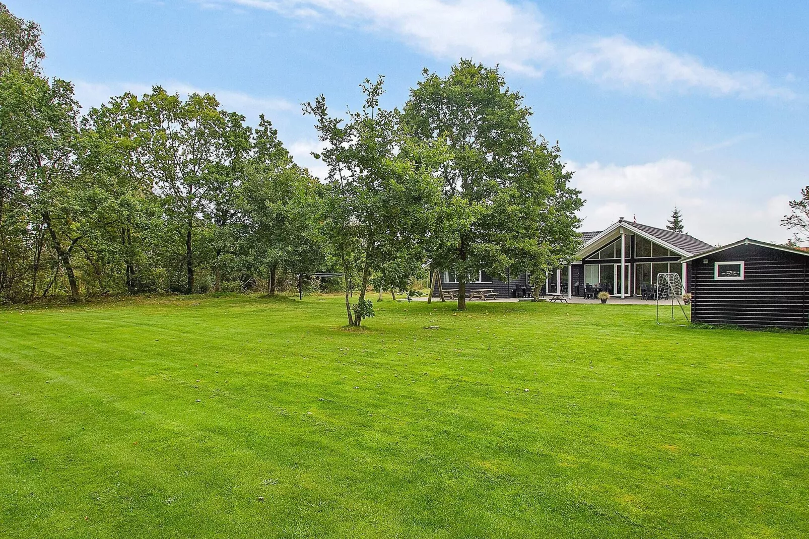 18 persoons vakantie huis in Henne-Uitzicht