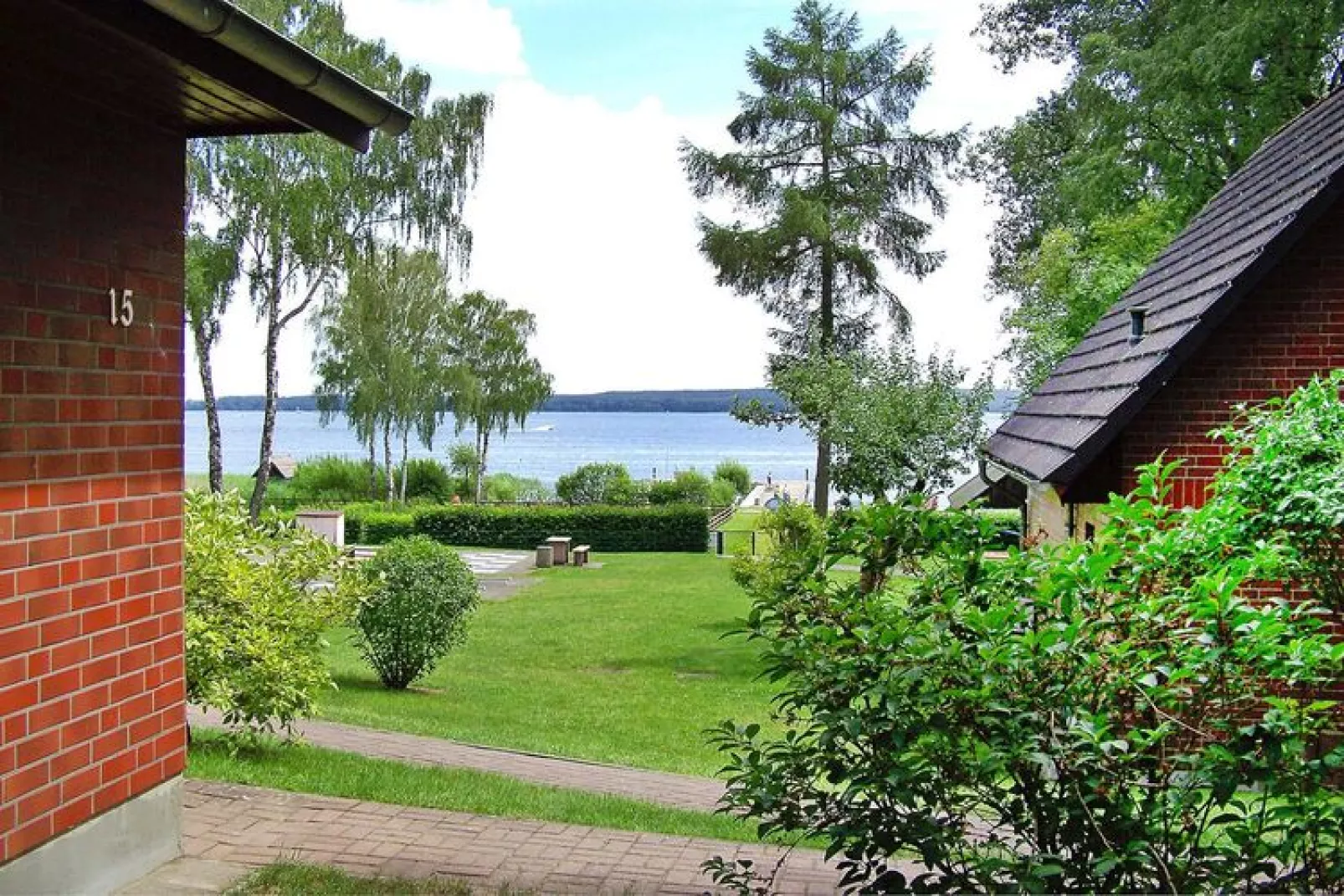 Ferienhaus in Plau am See-Buitenkant zomer