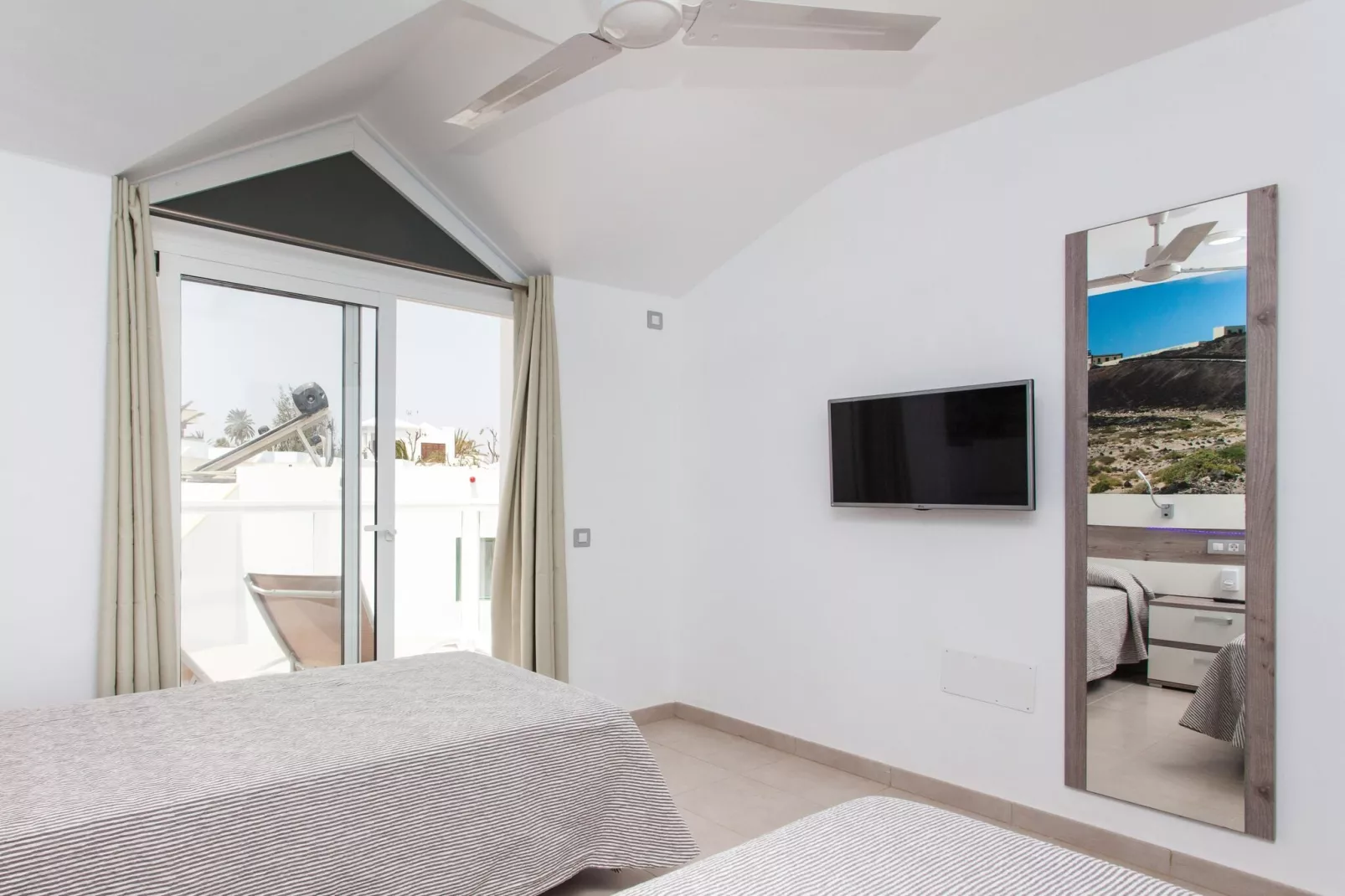TAO Caleta Playa - 1-Bedroom Appartment Sea View-Slaapkamer
