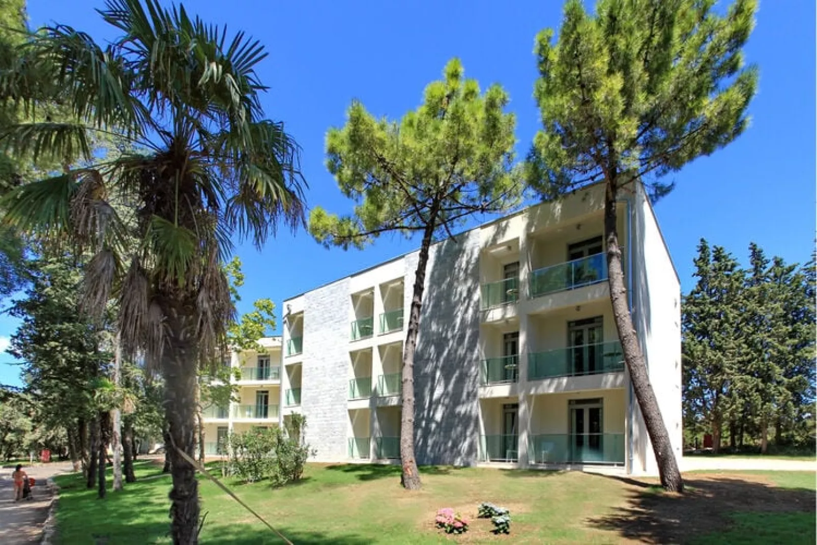 Residence Premium Crvena Luka Family Apartment 88 qm Park view-Buitenkant zomer